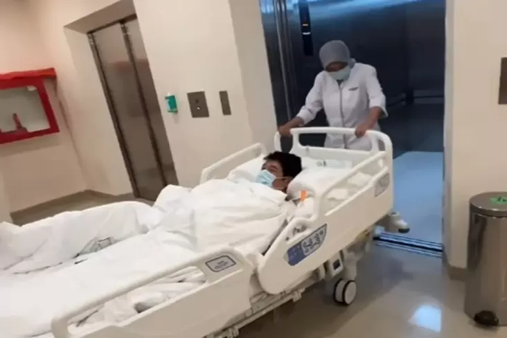 Parto Patrio Jalani Operasi setelahnya Dilarikan ke RS Pakai Ambulans