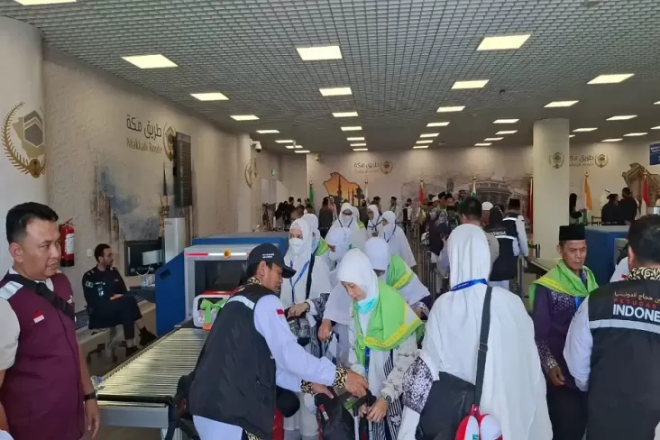 Mengenal Gate Fast Track Khusus Jemaah Haji Tanah Air dalam pada Bandara AMAA Madinah