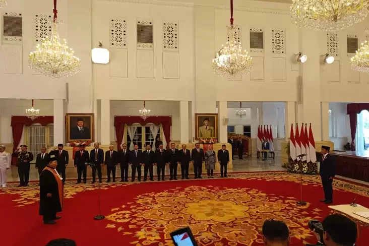 Ucap Sumpah di Depan Jokowi, Hakim Agung Suharto Jadi Wakil Ketua MA Lingkup Non Yudisial