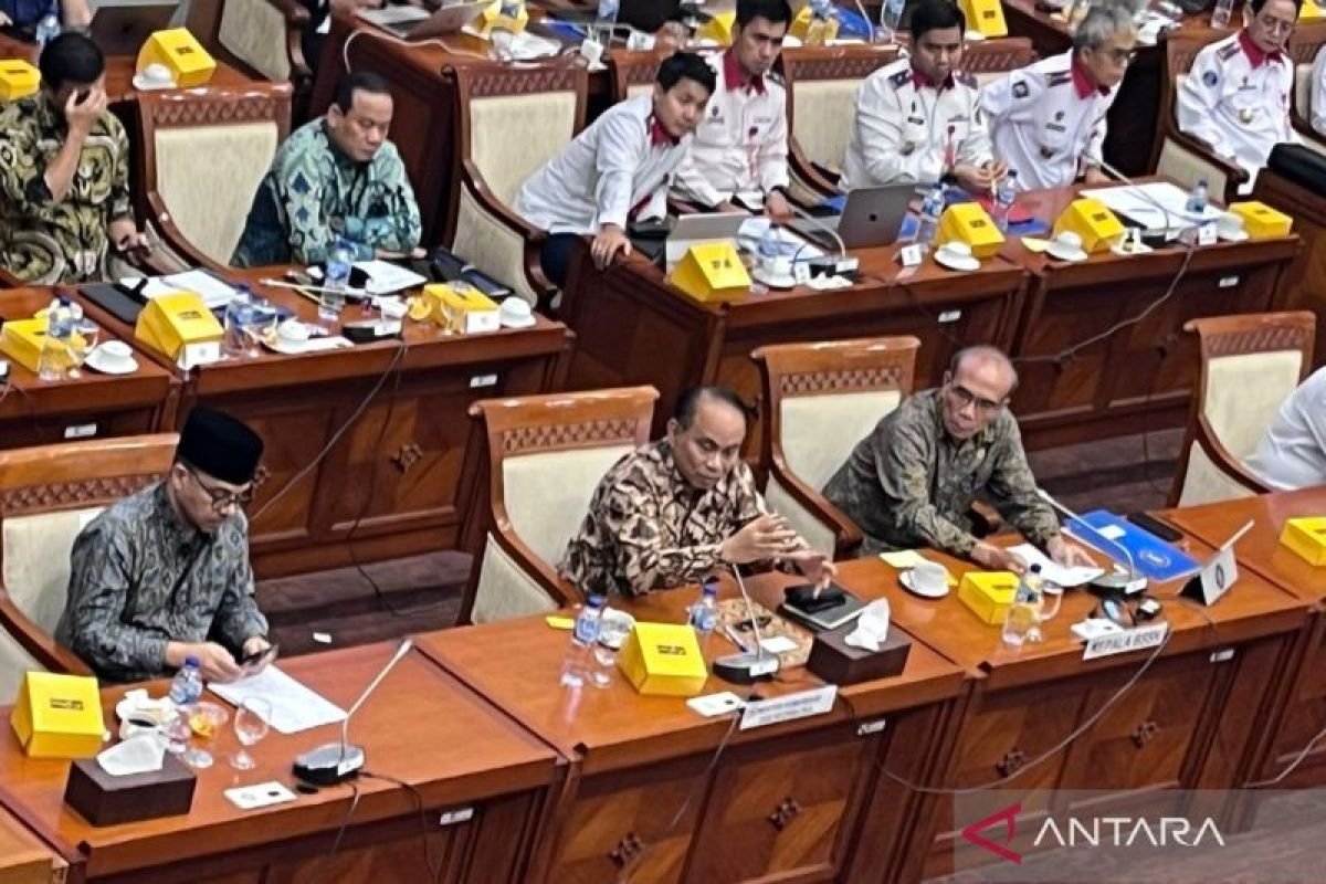 Menkominfo akan wajibkan kementerian dan juga lembaga miliki cadangan data