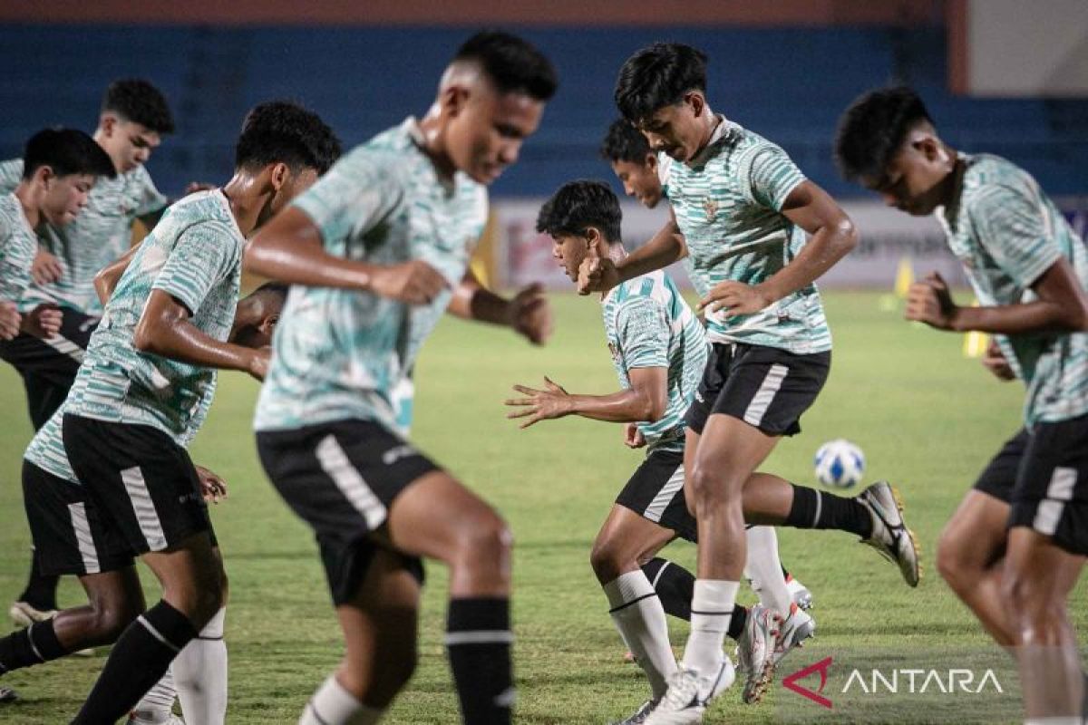 Timnas U-16 forward ke semifinal pasca pesta gol 6-1 sewaktu lawan Laos