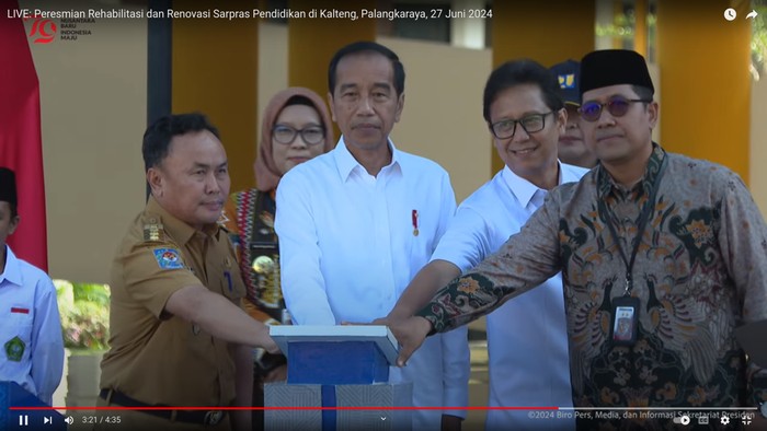 Jokowi Resmikan Bangunan Renovasi Sarana dan juga Prasarana Pendidikan ke Kalteng