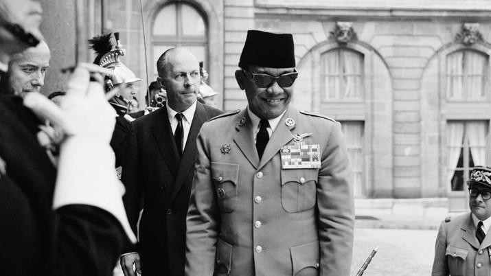 Demi Hal Ini, Soekarno Larang Orang Tionghoa Berbisnis pada Indonesi